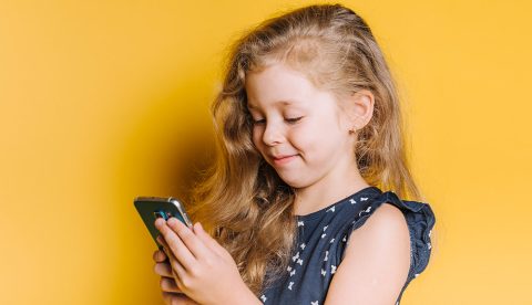 criança-celular